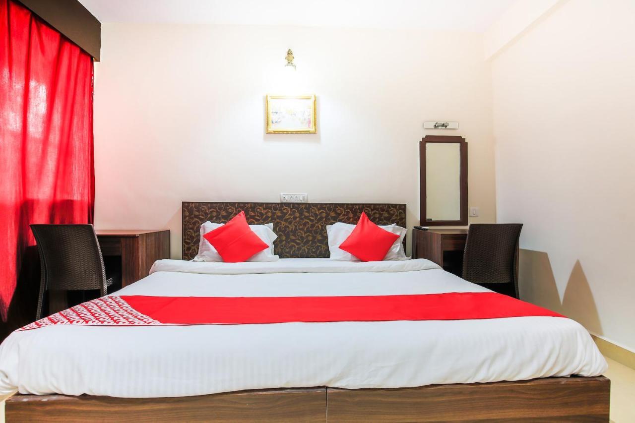 Oyo 18794 Hotel Colva Plaza Extérieur photo