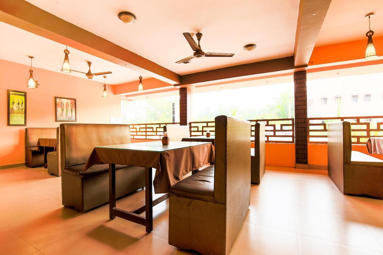 Oyo 18794 Hotel Colva Plaza Extérieur photo